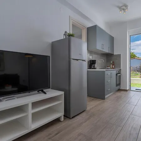 Slv Danai 7 Ofrínion